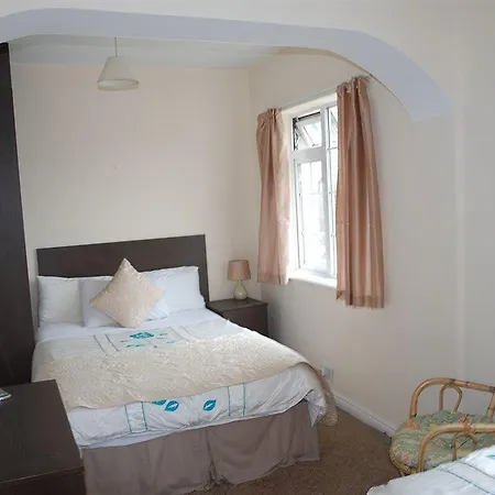 Alojamento de Acomodação e Pequeno-almoço Cherry Tree Killarney