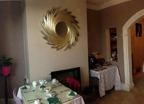 Cherry Tree קיל איירן