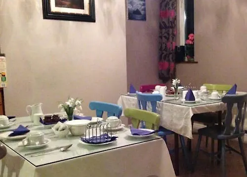 Cherry Tree לינה וארוחת בוקר קיל איירן