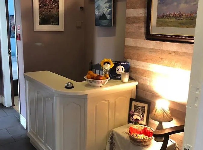 לינה וארוחת בוקר Cherry Tree