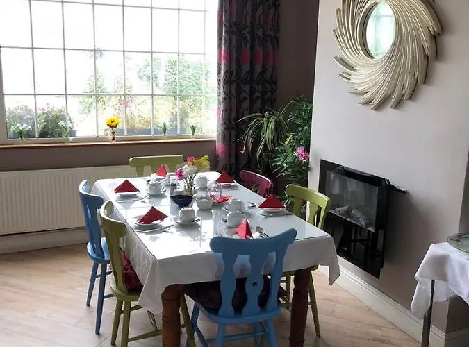 Cherry Tree לינה וארוחת בוקר 3*